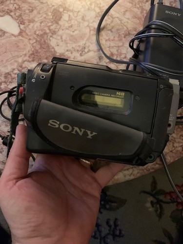 Sony ccd tr930 video - sony, hi8