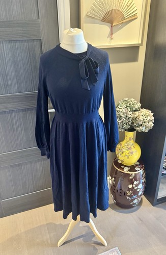 Bennett navy sweater - lk, dress