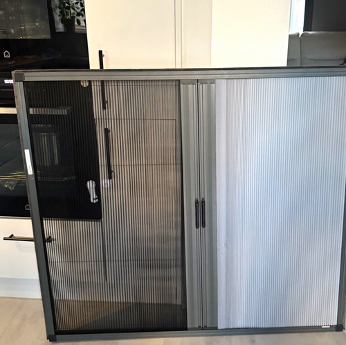 Lockable metal filing cabinet - metal,