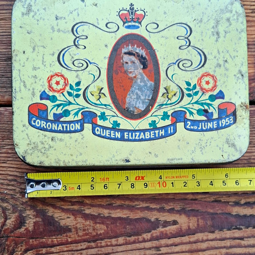 Cadbury queen elizabeth - queen, ii