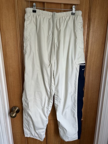 Vintage 90s nike white - nike,