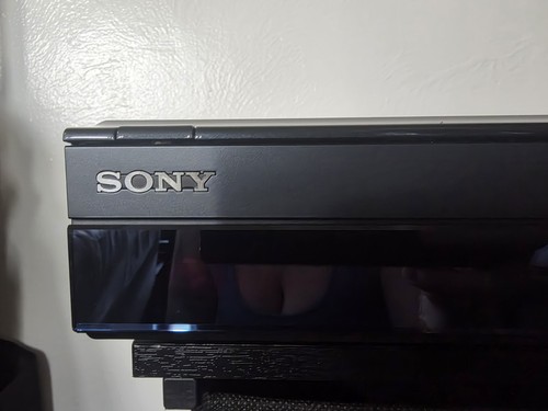 Sony bdp s300 first - bdp-s300,