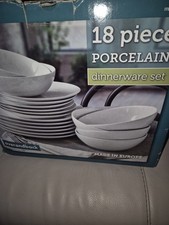 18 Piece Porcelain White Dinner Set