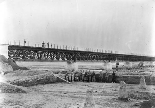 Labourers working bridge