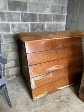 Vintage School 5 Section Vaulting Horse Box