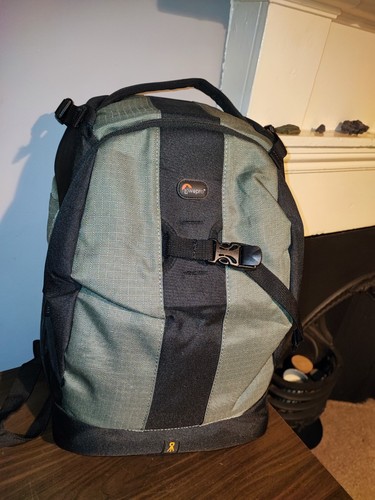 Lowepro flipside 400 - 400, camera