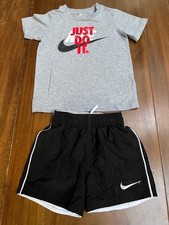 Boys Bundle  x 2 / Nike Just