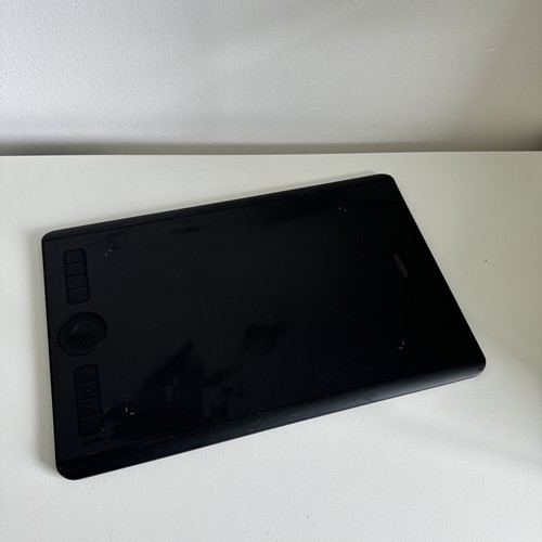 Wacom intuos pro - wacom, medium