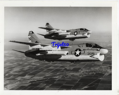 10x8 photo vought a 7 - photo,