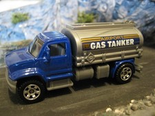 Matchbox MB695 Utility Truck 2006 Airport Gas Tanker