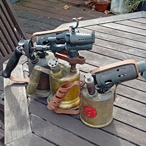 Vintage blowtorches monitor - blowtorches',