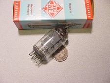 TELEFUNKEN 12AX7 ECC83 TUBE smooth plate circa 1968 (EH) strong tested km*****