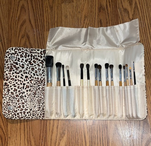 Morphe brush set and trifold - brush,