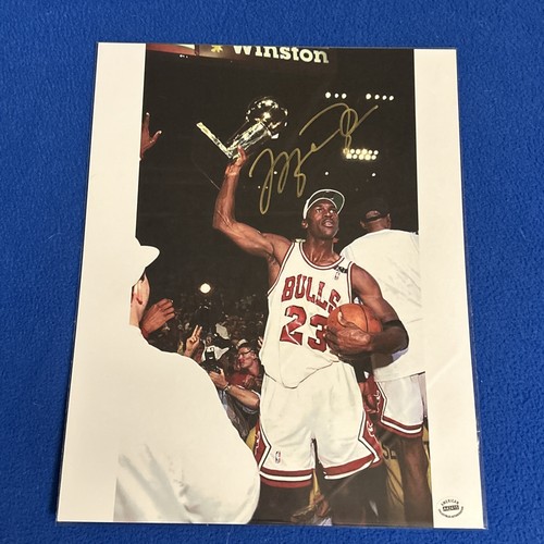 Michael jordan signed 11x14 - michael,