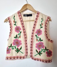 Zara Embroidered Waistcoat Size S Cream Pink Floral Boho Folklore Gilet