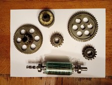 Metal Cogs Roller Machine