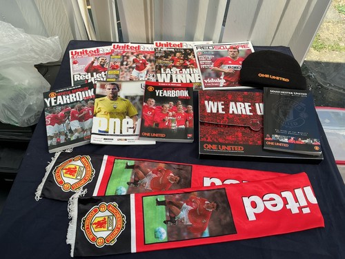 Manchester united memorabilia - united,