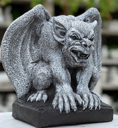 Garden gargoyle sculpture