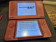 Nintendo DSi XL red Handheld