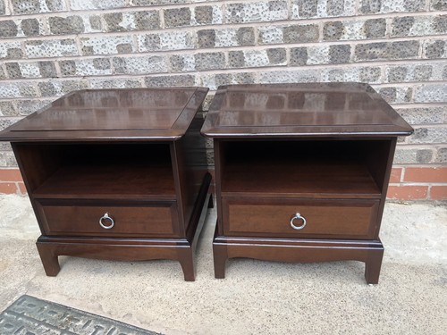 Beautiful pair vintage - beautiful,