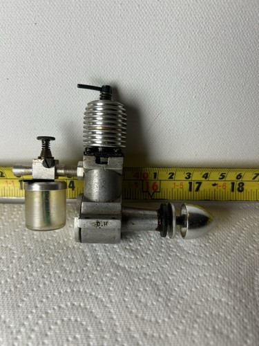 Vintage mills 3cc model - vintage,