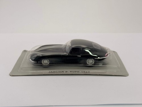 1962 jaguar coupe newsstand - e,