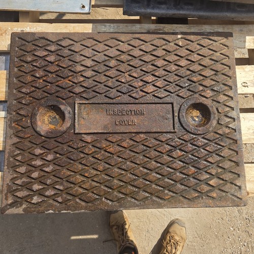 Cast iron manhole - cover, 660mm