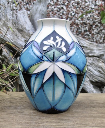 Moorcroft exquisite colours - exquisite,
