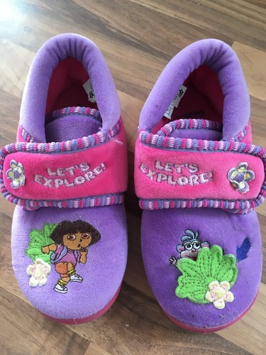 Dora the exploer - girls, clarks