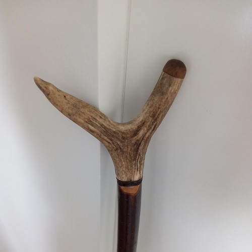 Vintage handmade walking thumb - handmade,