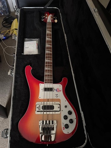 Rickenbacker 4003 with - 4003,