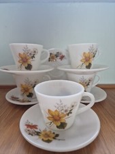 Vintage | Pyrex Autumn Glory | Set of Five Cups and Saucers | Floral Pattern