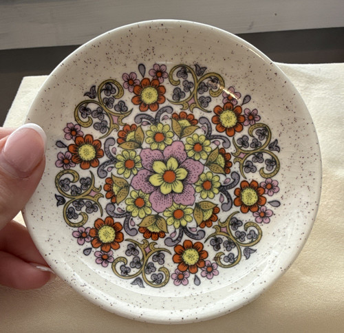 Palissy pottery floral oval - palissy,