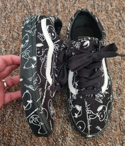 Vans peanuts snoopy skate - peanuts,