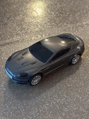 Aston martin dbs 007 - martin,