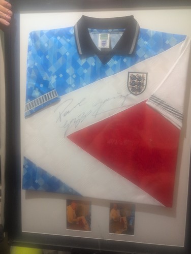 Framed signed paul gascoigne - framed,