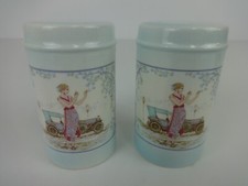Salt Pepper Shakers Set