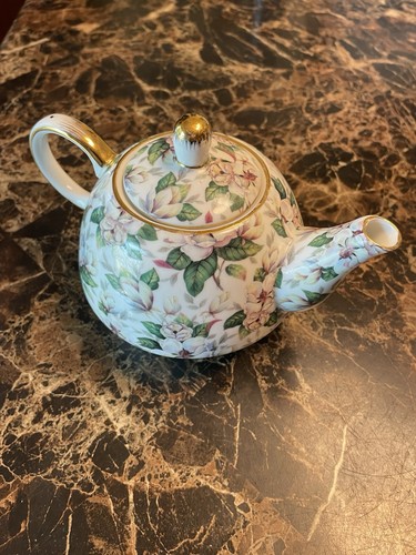 Vintage ceramic teapot with - ceramic,