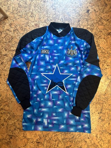 Newcastle united asics - united,