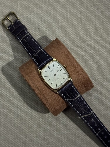 Seiko quartz gold tank sand - seiko,
