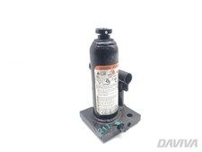 2018 Mitsubishi L200 Jack Lift