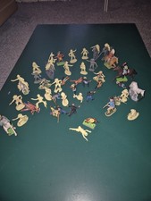 Cow Boys and Indians Figures