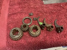 NORTON JUBILEE NAVIGATOR ELECTRA GEARBOX BITS