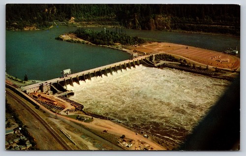 Postcard bonneville dam - postcard,