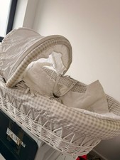 Izziwotnot Wicker Moses Basket