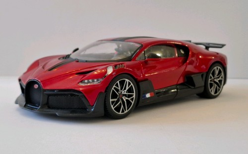 Bburago bugatti divo - 1:18,