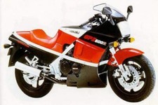 Kawasaki GPZ600R   1986-1989