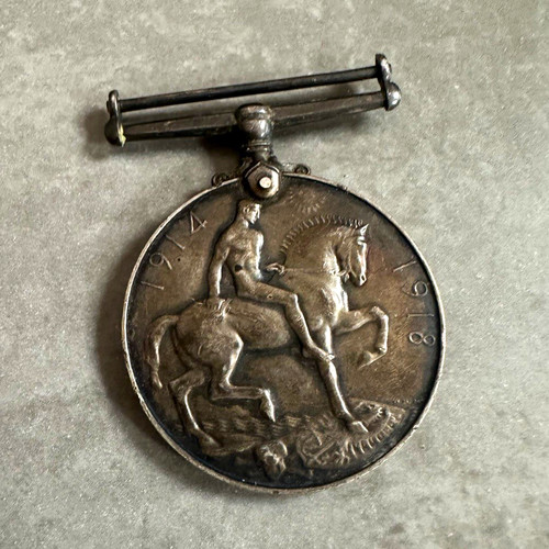Wwi british war medal king - british,