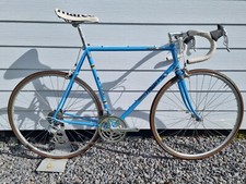 CLASSIC ITALIAN F MOSER ROAD BIKE WITH CAMPAGNOLO GROUPSET 