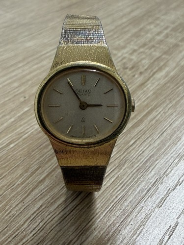 Seiko vintage quartz watch - seiko,